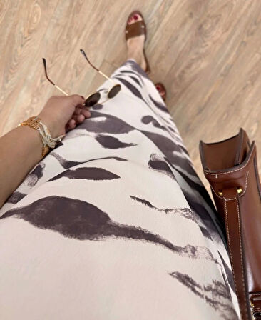 Desenli Sıfır Kol Elbise