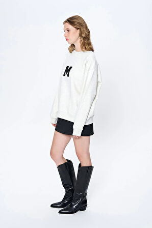 Nakış Detaylı Gri Sweatshirt