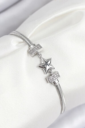 Pirinç Zirkon Taşlı Yonca Model Gümüş Renk Kadın Bileklik