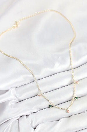 Pirinç Zirkon Taşlı Su Yolu Damla Model Gold Renk Kadın Kolye