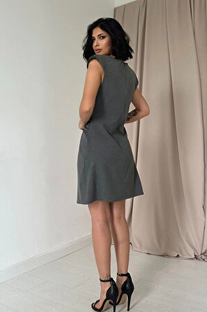 Gri Yanı Büzgülü Sıfır Kol Elbise