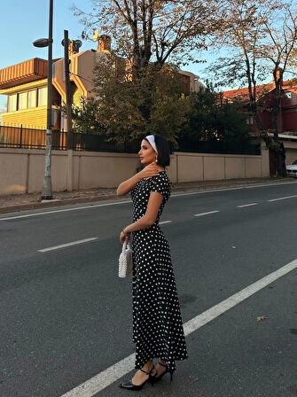 Kadın Kısa Kollu Bisiklet Yaka Puantiyeli Maksi örme Krep Elbise