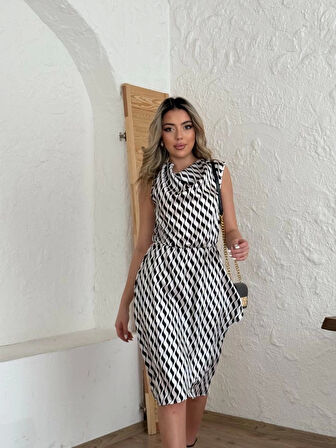 Kadın Degaje Yaka önden çapraz Detay Saten Midi Elbise