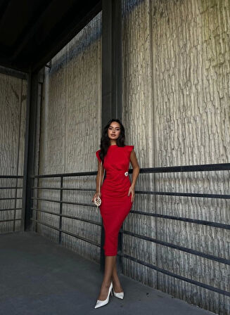 Kadın Bisiklet Yaka Vatkalı Broş Detay Kısa Kol Midi Boy Elbise