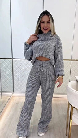 Kadın Uzun Kollu Balıkçı Yaka Kısa Triko Bluz Ve Pantolon Ikili Takım