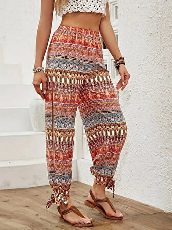 Kadın Yüksek Belli Yanlardan Yırtmaç Detaylı Desenli Bürümcük Pantolon