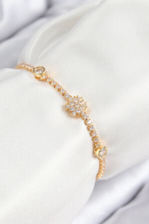 Pirinç Zirkon Taşlı Kar Tanesi Model Gold Renk Asansörlü Kadın Bileklik