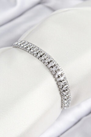 Pirinç Zirkon Taşlı Tennıs Model Gümüş Renk Asansörlü Kadın Bileklik