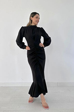 Siyah Volanlı Uzun Kol Elbise