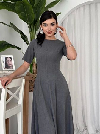 Wera Pliseli Midi Elbise