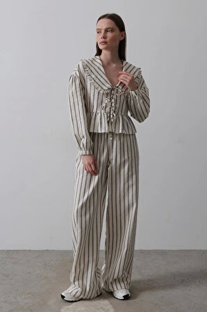 Bebe Yakalı Önü Bağlamalı Takım - Natür