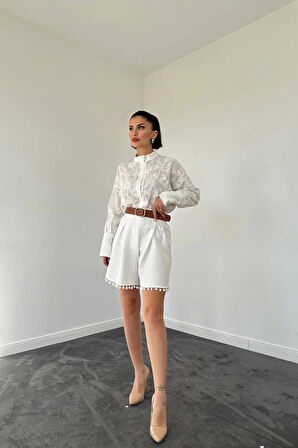 Ekru Dantelli Gömlek Ve Ponpolu Şort Takım