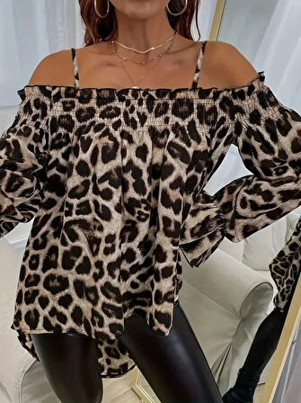 Kadın Ip Askılı Omuzlardan Açık Leopar Desenli Asimetrik Kesim Süprem Bluz