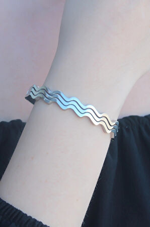 316L Kararmaz Çelik Gümüş Renk Dalga Model Kelepçe Kadın Bileklik