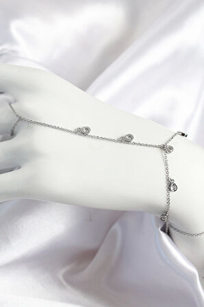 Pirinç Zirkon Taşlı Sallantılı Damla Model Gümüş Renk Kadın Şahmeran