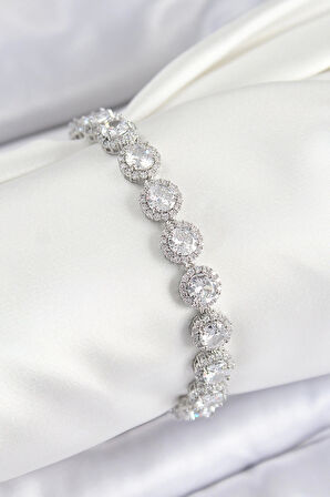 Pirinç Zirkon Taşlı Daire Baget Model Gümüş Renk VIP Seri Kadın Bileklik