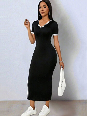 Kadın Kısa Kollu V Yakalı Yandan Yırtmaçlı Viskon Iki Iplik Elbise