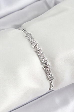 Pirinç Gümüş Renk Zirkon Taşlı Kemik Model Kadın Bileklik