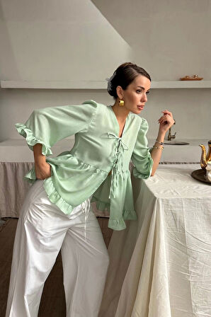 KETEN BLUZ ÖNDEN BAĞLAMALI FIRFIR DETAYLI - Yeşil