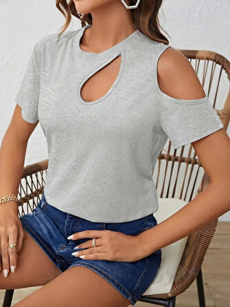 Kadın Kısa Kollu Tek Omuzu Açık Damla Detaylı Viskon Bluz