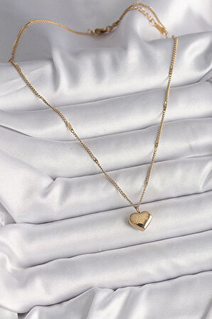 316L Çelik Gold Renk Zincir Love İşlemeli Kalp Figür Kadın Kolye