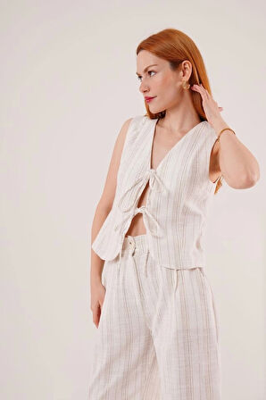 Ön Bağlama Detaylı Yelek Ve Pantolon Ekru Çizgili İkili Takım