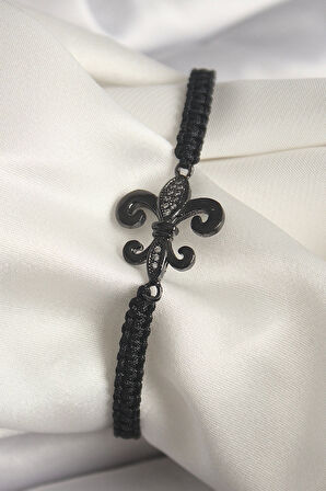 Pirinç Siyah Renk Zirkon Taş İşlemeli Zambak Figür Asansörlü Makrome Model Kadın Bileklik