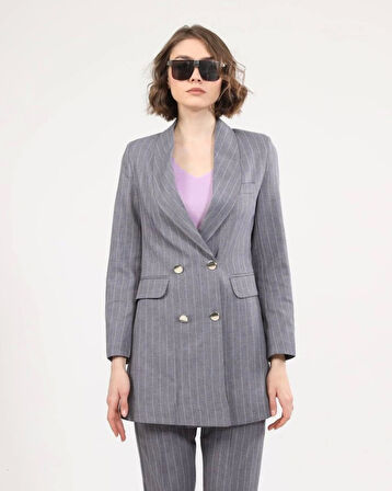 Dört Düğme Çi̇zgi̇li̇ Ceket