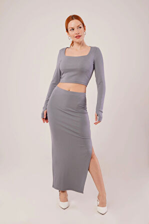 Kare Yaka Bluz Ve Yırtmaç Detaylı Etek İkili Gri Takım