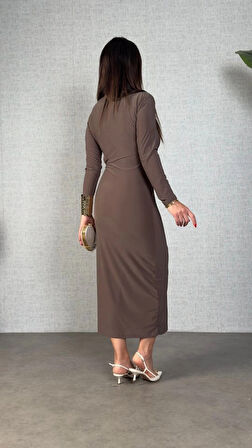 Kadın Balıkçı Yaka Toka Detay Sandy Kumaş Midi Boy Elbise