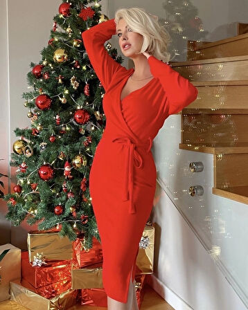 Kadın Uzun Kollu Kruvaze Yaka Bağcık Detay Akrilik Mini Boy Elbise