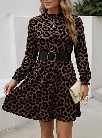 Kadın Uzun Kollu Yarı Balıkçı Yaka Leopar Desenli Kadife Elbise