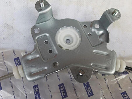 Hyundai Accent Admair Milenyum 2000-2006 Ön kapı Cam Krikosu Sağ elektrikli ve motor hariç yolcu tarafı Orjinal Marka Orjinal Parça 82404-25010