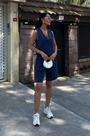 Vera Kadın Lacivert Bermuda Şortlu Takım – Yazlık Rahat Tasarım