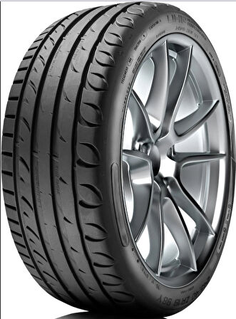 225/40R18 92W XL Ultra High Performance RIKEN