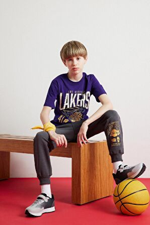 DeFacto Erkek Çocuk NBA Los Angeles Lakers Beli Paçası Lastikli Cepli Eşofman Altı D9558A825SPAR148