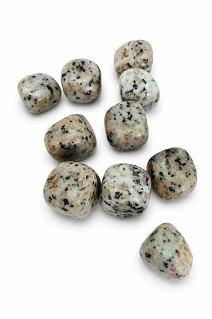 Kivi Jasper Doğal Taş 1 Adet 30 Gr – Kiwi Jasper Tamburlanmış Enerji ve Koleksiyon Taşı