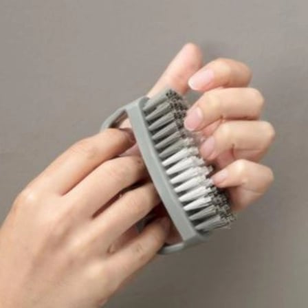 İpek Yıldızı® Tutamaçlı Plastik Pratik Tırnak ve Kıyafet Yaka Temizlik Fırçası- TP-113