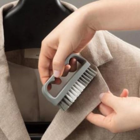 İpek Yıldızı® Tutamaçlı Plastik Pratik Tırnak ve Kıyafet Yaka Temizlik Fırçası- TP-113