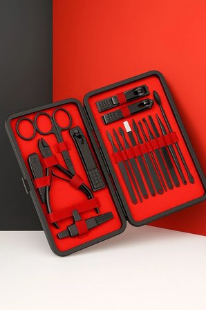 İpek Yıldızı® 24 Parça Kendiliğinden Deri Çantalı Seyahat Tipi Manikür Pedikür Seti
