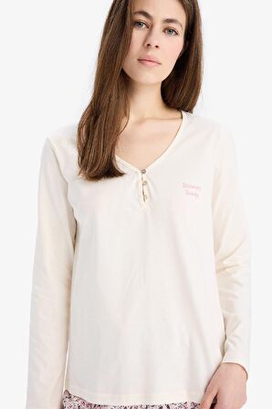 DeFacto Pijama Takımı Uzun Kollu Üst Desenli Uzun Altı-Fall in Love E0856AX25SPPN114