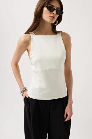 ırt Kurdele Detay Bluz