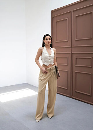 Beli̇ Lasti̇k Ve Bağcikli Geni̇ş Paça Pantolon