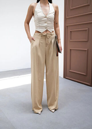 Beli̇ Lasti̇k Ve Bağcikli Geni̇ş Paça Pantolon