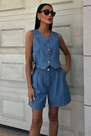 Gümüş Düğmeli Yelek Ve Şort Tensel Takım 10174