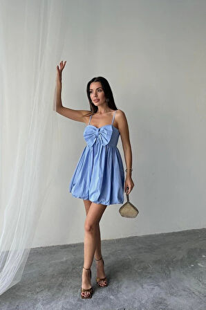 avi Önü Fiyonklu Askılı Elbise