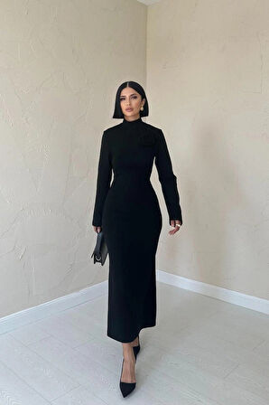 iyah Omzu Güllü Düz Elbise