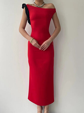 Jovani Omuz Detaylı Elbise