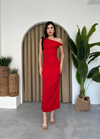 Jovani Omuz Detaylı Elbise
