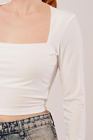 Kare Yaka Basic Beyaz Bluz